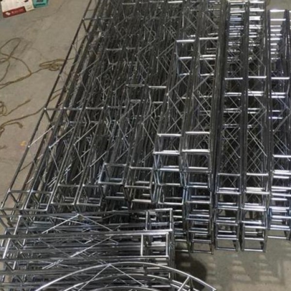 فروش اسپیس فریم و سازه نمایشگاهی تهران