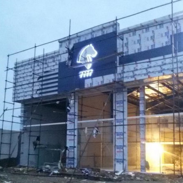 تابلوسازی،تابلوساز،چلنیوم،کامپوزیت،نما،حروف استیل تهران