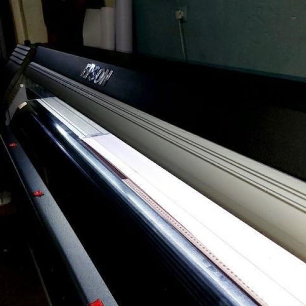 فروش دستگاه اکوسالونت عرض ۱۸۰ و دستگاه بنر عرض ۳۲۰ تهران