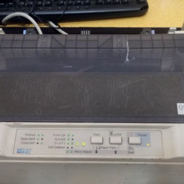 فروش پرینتر سوزنیEpson LQ-300 (اصلی و کاملا سالم) تهران