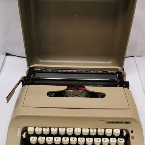 فروش دستگاه تایپ ماشین تایپ uondrwood 319 تهران