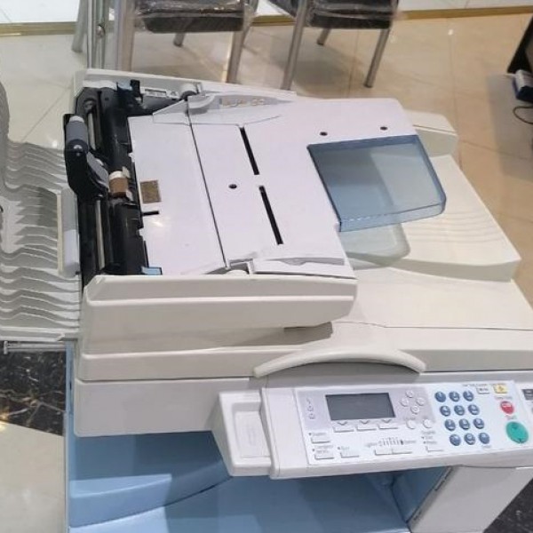شروع  دستگاه فتوکپی ریکو. 2500 قدرتمند وقوی تهران