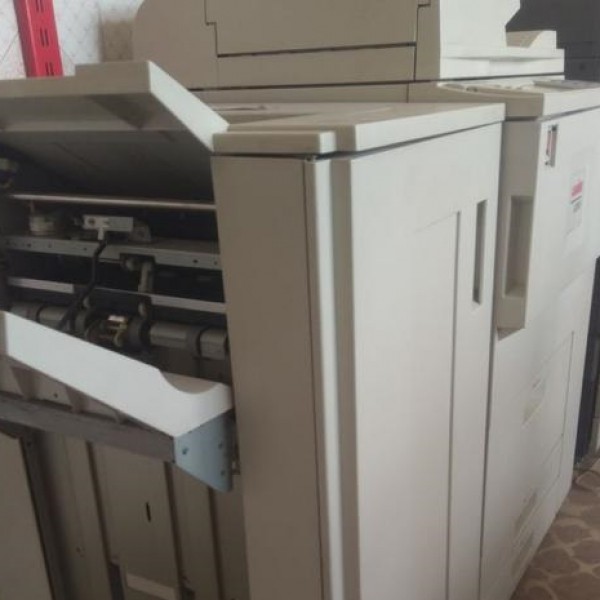 فروش دو دستگاه فتوکپی تبریز
