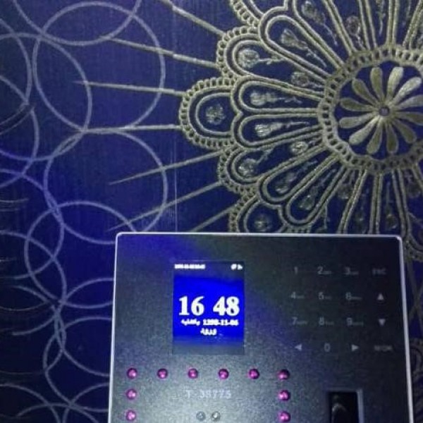 فروش دستگاه حضور و غیاب چهره انگشتی کارتی تهران