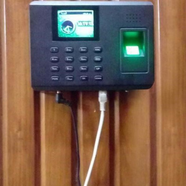 فروش دستگاه حضور و غیاب محاسبه حقوق تهران