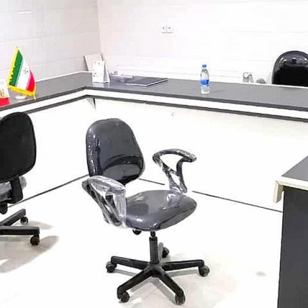 فروش 2 عدد میز کانتر اداری مشهد