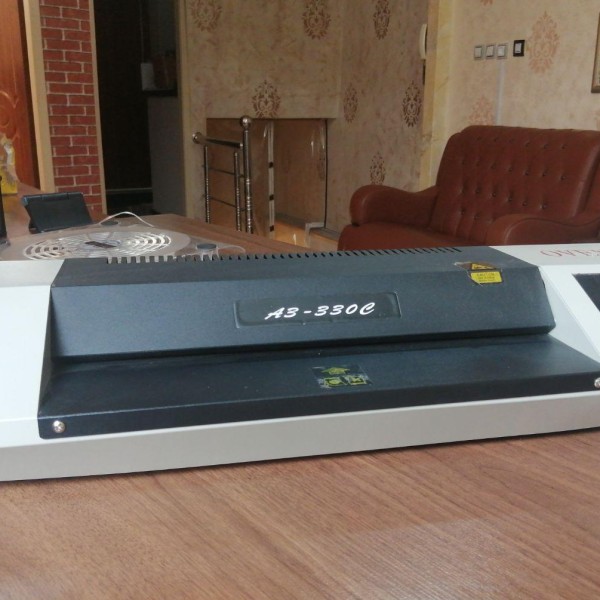 دستگاه لمینت کم کار کرده
