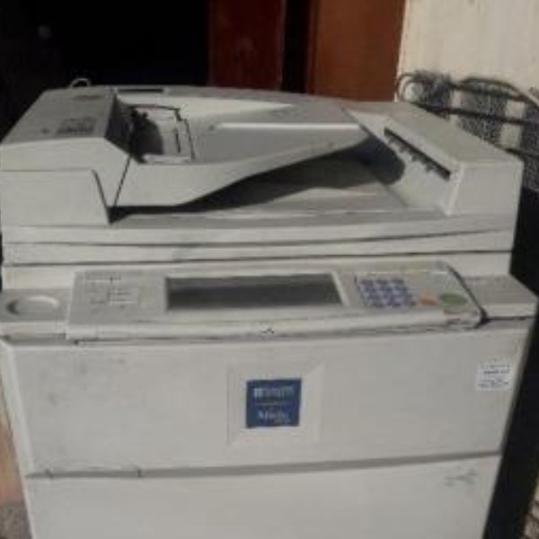 فروش میخ کوب ، پانچ و کپی و کاتر