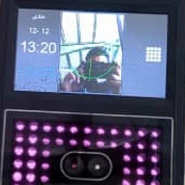فروش دستگاه حضور و غیاب تشخیص چهره