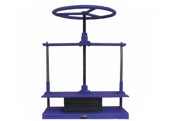 پرس دستی صحافی چیست و در کجاها کاربرد دارد؟