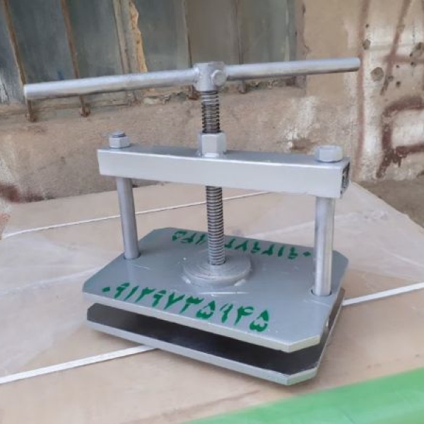 پرس پیچی سنتی