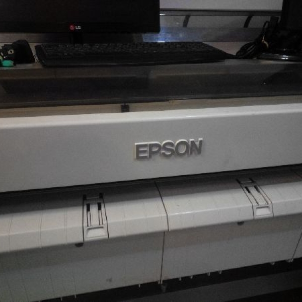 دستگاه پلاتر اپسون مدل Surecolor F6200